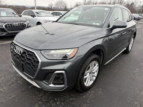 2022 Audi Q5 45 S line Premium