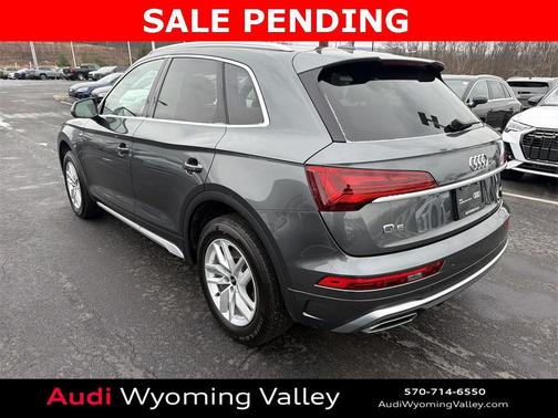 2022 Audi Q5 45 S line Premium