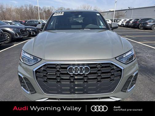 Chronos Gray Metallic 2023 Audi Q5 45 S line Premium
