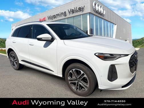 Arkona White 2025 Audi Q5 Premium TFSI quattro S tronic