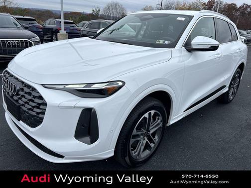Arkona White 2025 Audi Q5 Premium TFSI quattro S tronic