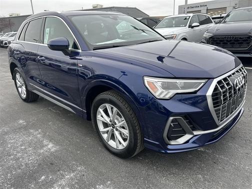 2025 Audi Q3 Premium 45 TFSI S line quattro Tiptronic