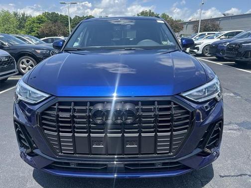 2025 Audi Q3 Premium 45 TFSI S line quattro Tiptronic