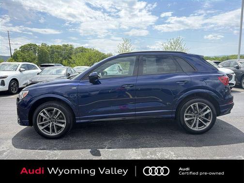 Navarra Blue Metallic 2025 Audi Q3 Premium 45 TFSI S line quattro Tiptronic