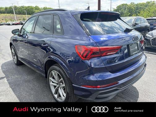 Navarra Blue Metallic 2025 Audi Q3 Premium 45 TFSI S line quattro Tiptronic
