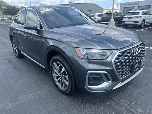 2022 Audi Q5 45 S line Premium Plus