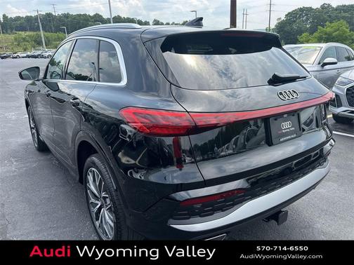 2025 Audi Q5 Premium Plus TFSI quattro S tronic