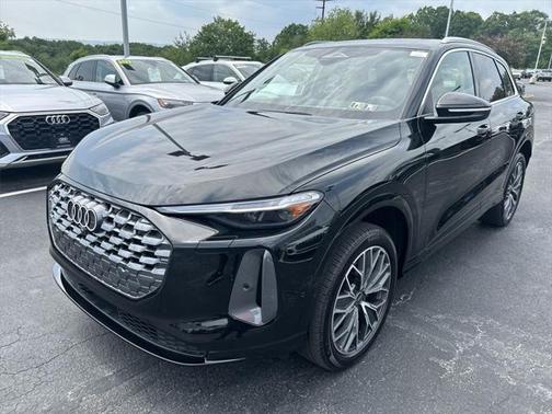 2025 Audi Q5 Premium Plus