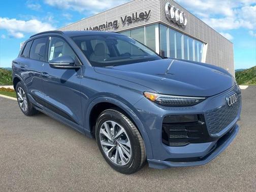 2025 Audi Q6 e-tron Premium Plus quattro