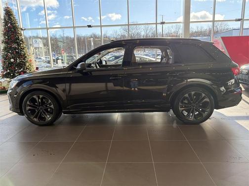 2026 Audi Q7 55 Premium Plus