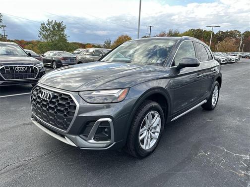 2023 Audi Q5 45 S line Premium