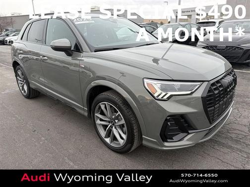 2025 Audi Q3 Premium 45 TFSI S line quattro Tiptronic