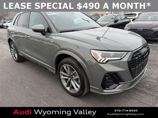 2025 Audi Q3 Premium 45 TFSI S line quattro Tiptronic