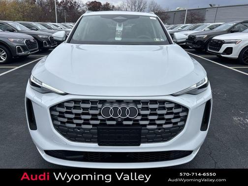 Glacier White Metallic 2025 Audi Q5 Premium Plus TFSI quattro S tronic