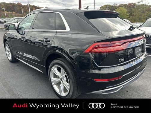 2023 Audi Q8 55 Premium Plus