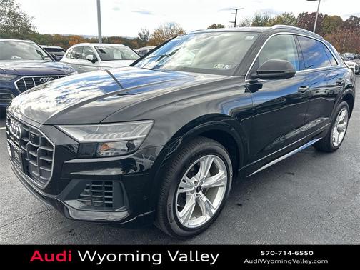 2023 Audi Q8 55 Premium Plus