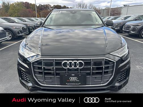 2023 Audi Q8 55 Premium Plus