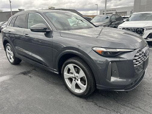 2025 Audi Q5 Premium Plus TFSI quattro S tronic