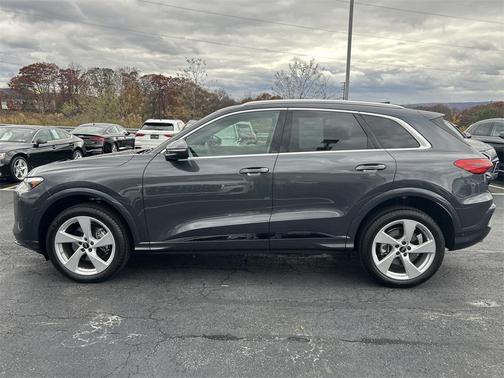 2025 Audi Q5 Premium Plus TFSI quattro S tronic