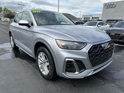 2022 Audi Q5 45 S line Premium