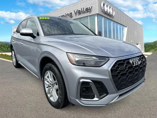 2022 Audi Q5 45 S line Premium