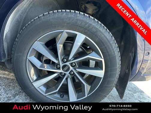 2023 Audi Q5 45 S line Prestige