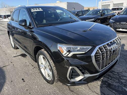 2023 Audi Q3 Premium 45 TFSI S line quattro Tiptronic