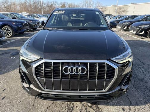 2023 Audi Q3 Premium 45 TFSI S line quattro Tiptronic