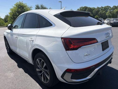 Ibis White 2023 Audi Q5 45 S line Premium Plus