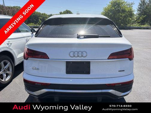 Ibis White 2023 Audi Q5 45 S line Premium Plus