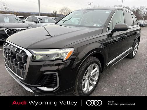 2025 Audi Q7 45 Premium Plus
