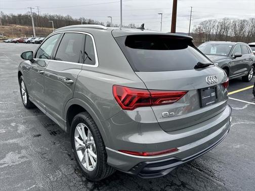 2022 Audi Q3 45 S line Premium