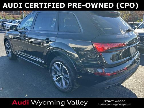 2025 Audi Q7 45 Premium