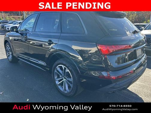 2025 Audi Q7 45 Premium