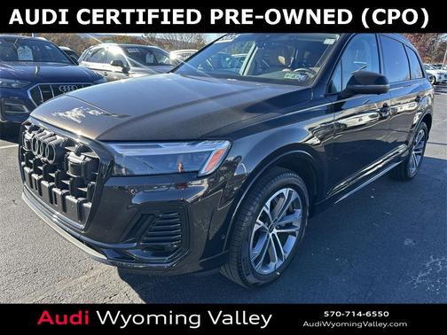 2025 Audi Q7 45 Premium