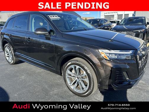 2025 Audi Q7 45 Premium