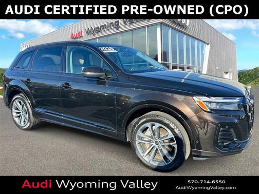 2025 Audi Q7 45 Premium