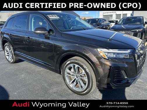 2025 Audi Q7 45 Premium