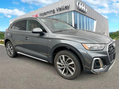 2022 Audi Q5 45 S line Premium