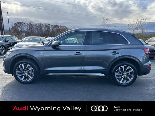 2022 Audi Q5 45 S line Premium