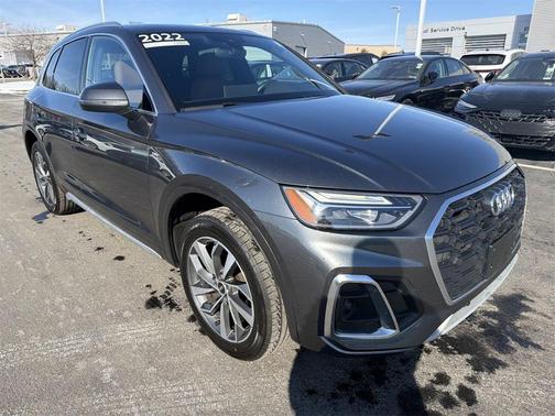 2022 Audi Q5 45 S line Premium