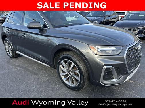 2022 Audi Q5 45 S line Premium