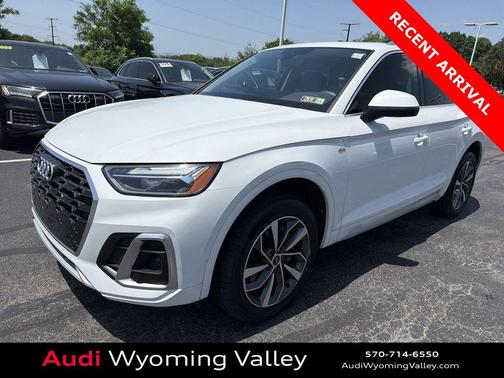 Glacier White Metallic 2023 Audi Q5 45 S line Premium Plus