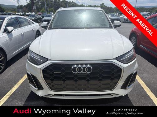 Glacier White Metallic 2023 Audi Q5 45 S line Premium Plus
