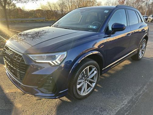 2025 Audi Q3 Premium 45 TFSI S line quattro Tiptronic