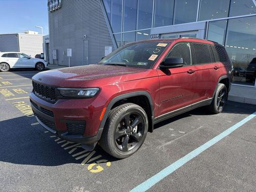 Velvet Red Pearlcoat 2023 Jeep Grand Cherokee L Altitude