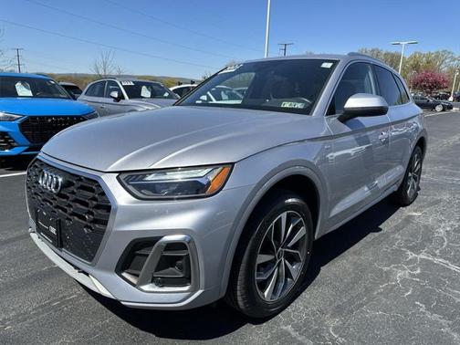 2022 Audi Q5 45 S line Premium Plus