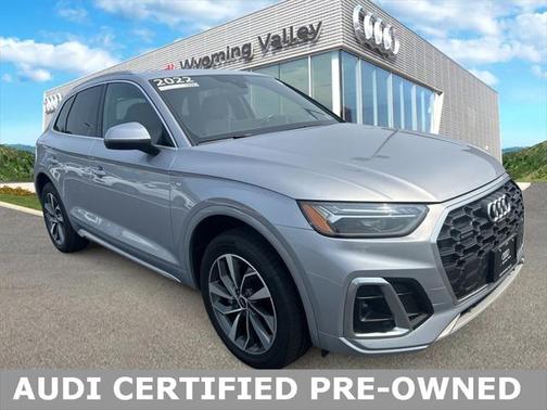 2022 Audi Q5 45 S line Premium Plus