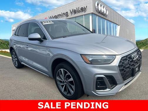 2022 Audi Q5 45 S line Premium Plus