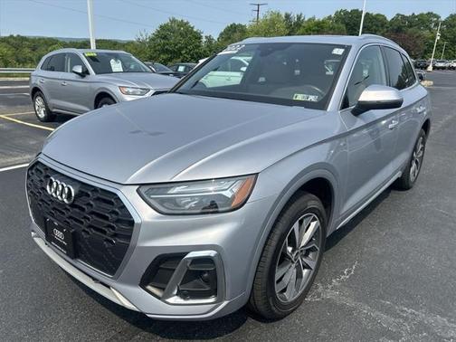 2022 Audi Q5 45 S line Premium Plus